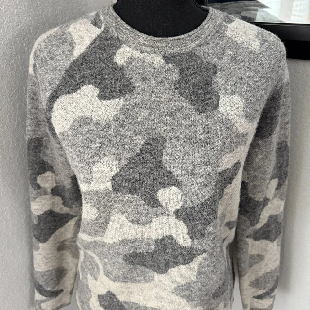 ATHLETA Undercover Camo Pullover Sweater Gray Alpaca Wool XS